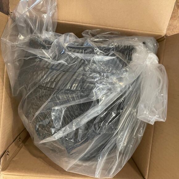 Arturesthome pendant light black rattan New in Box chandelier lamp - Picture 6 of 9